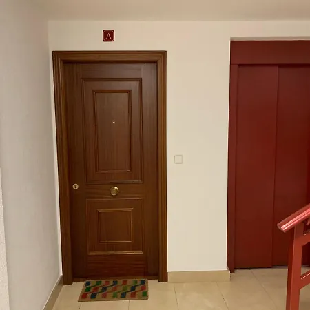 Apartment Puerta Del Mar Piso Barrio La Iglesia Bloque 4